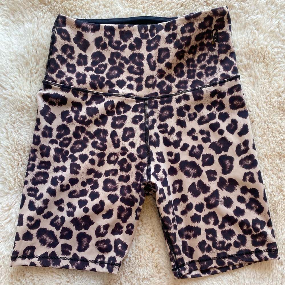 Leopard Print Workout Set - Picture 6 of 6